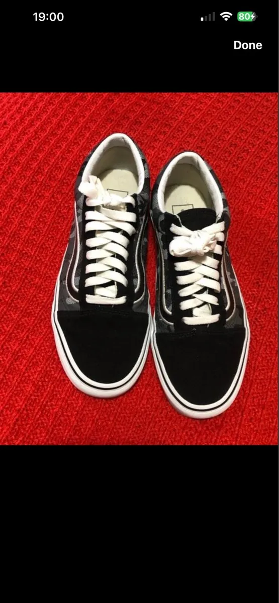 Mens new trainers size 6 €30 - Image 1