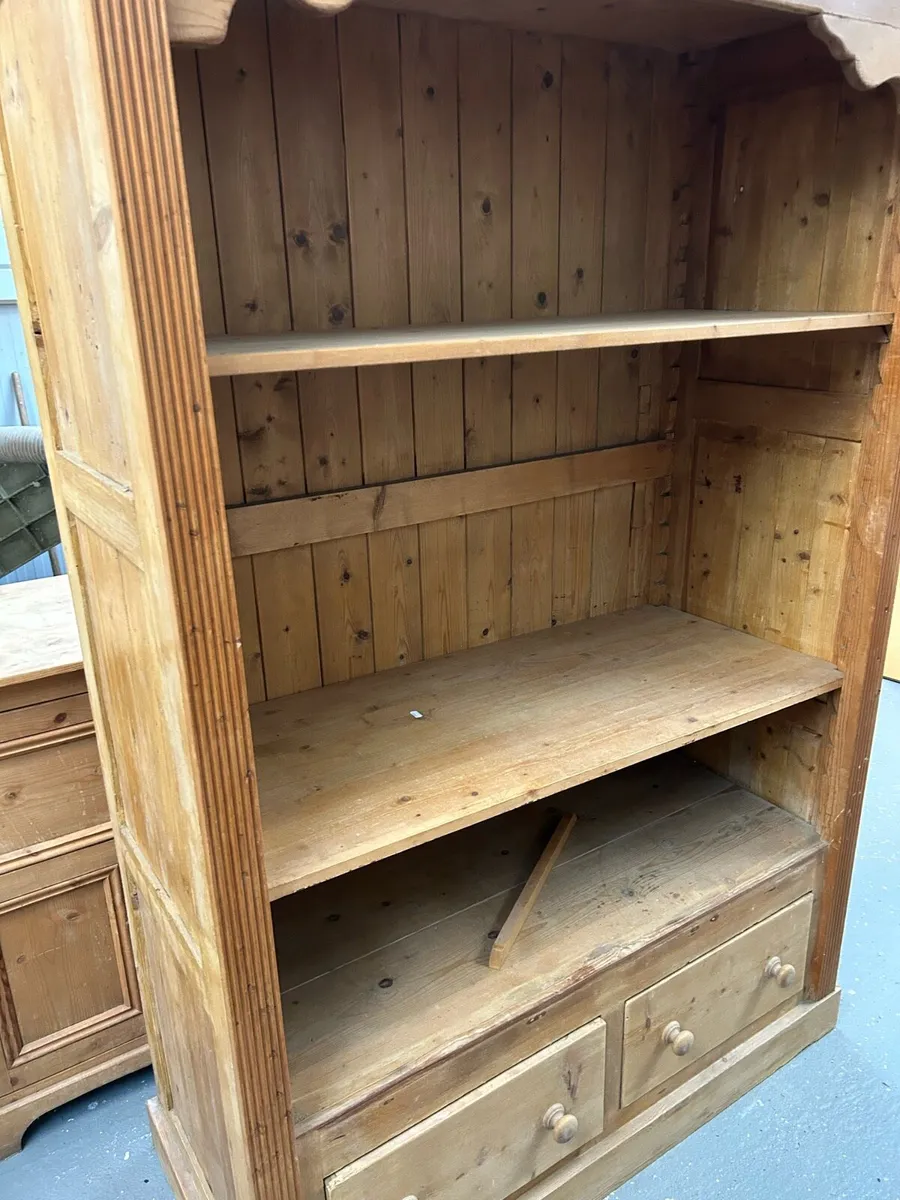 Antique furniture - Image 2