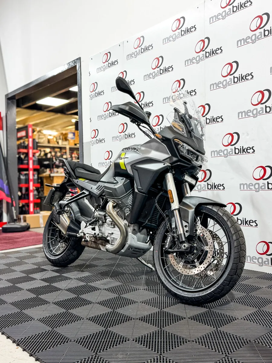 Moto Guzzi Stelvio 2024 - Image 3