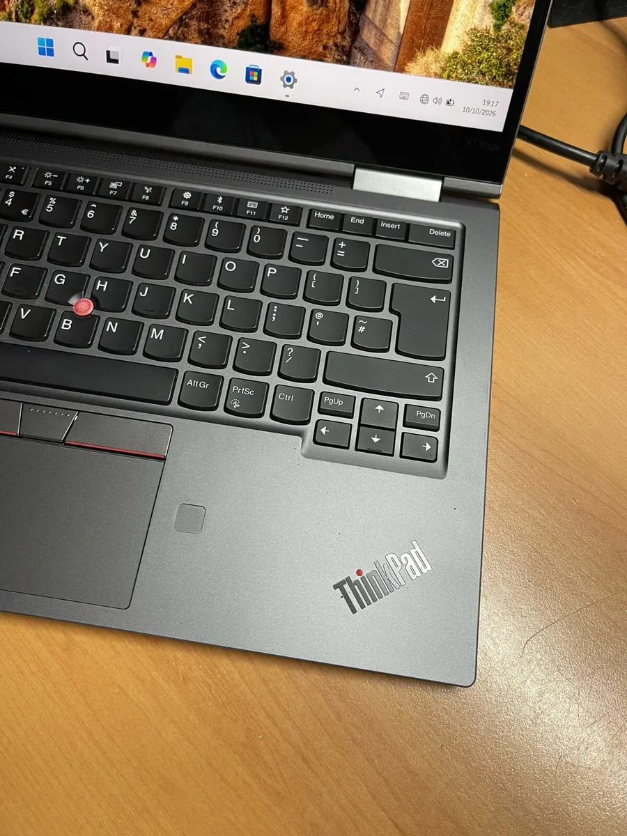 Lenovo X1 Yoga 2n1 Touch i7 pro 16/256 - Image 2