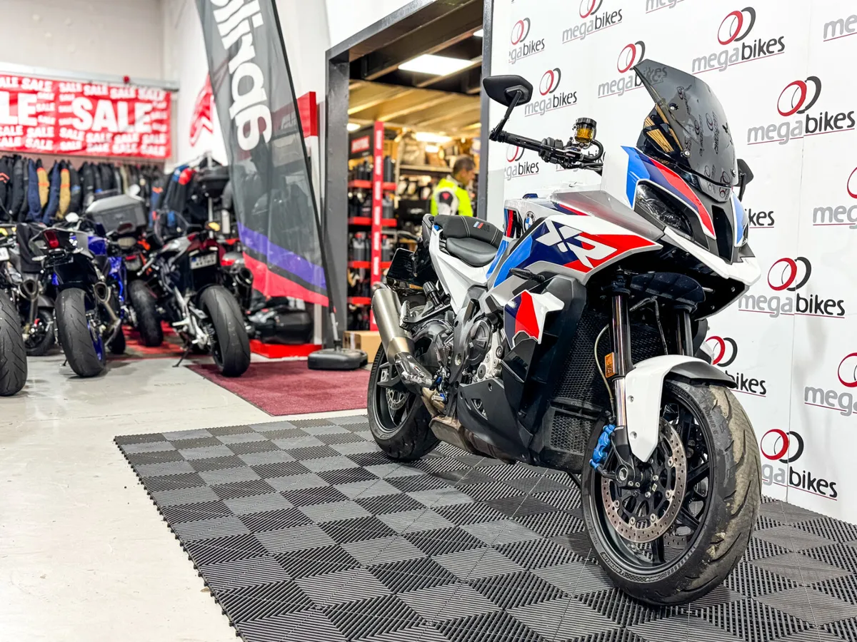 BMW M 1000 XR 2025 - Image 4