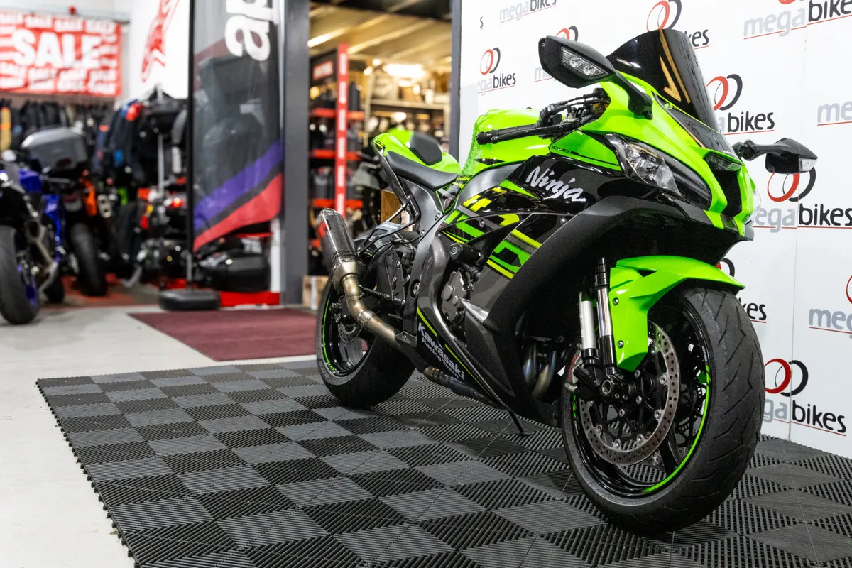 Kawasaki ZX10R KRT Edition 2018 - Image 3