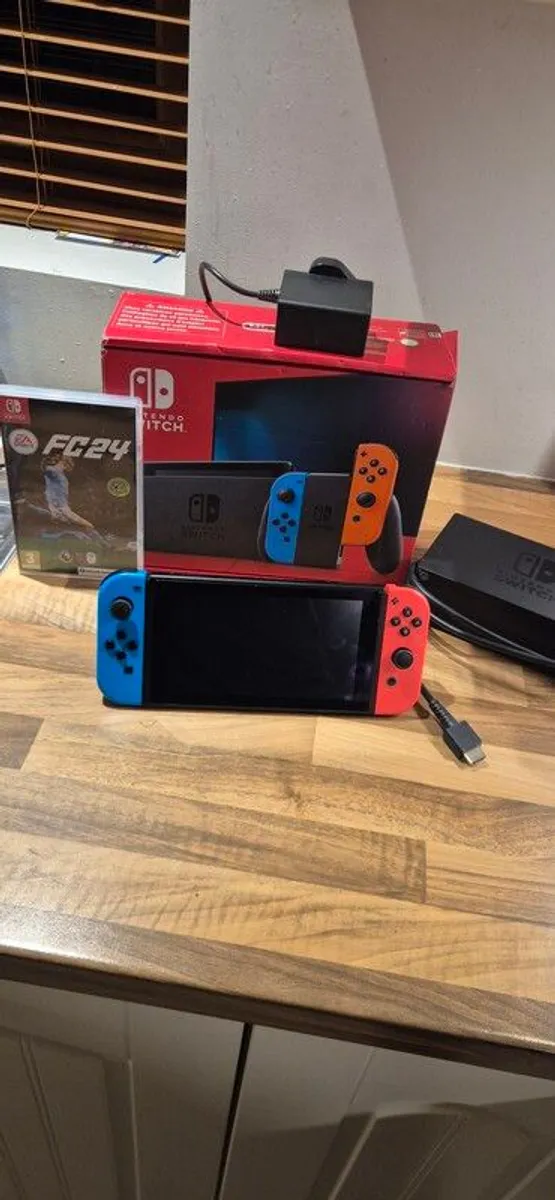 Nintendo Switch - Image 1