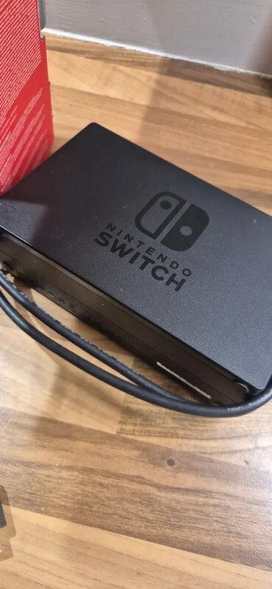 Nintendo Switch - Image 3