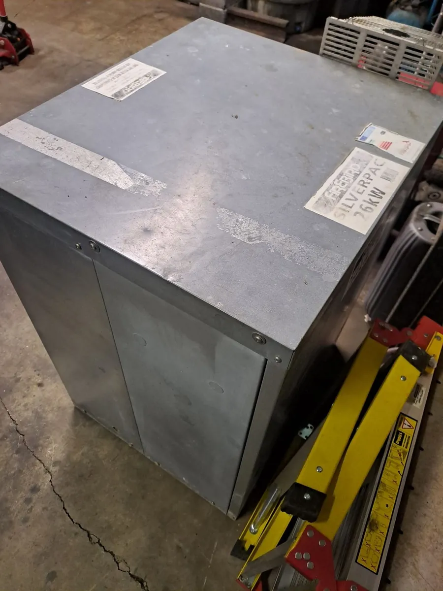 Oil boiler & oil tank - Image 3