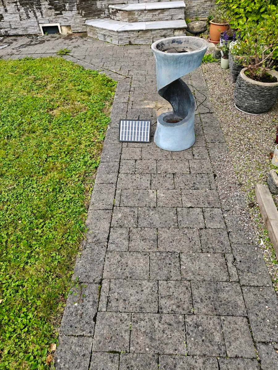 Garden plants feature - Image 2