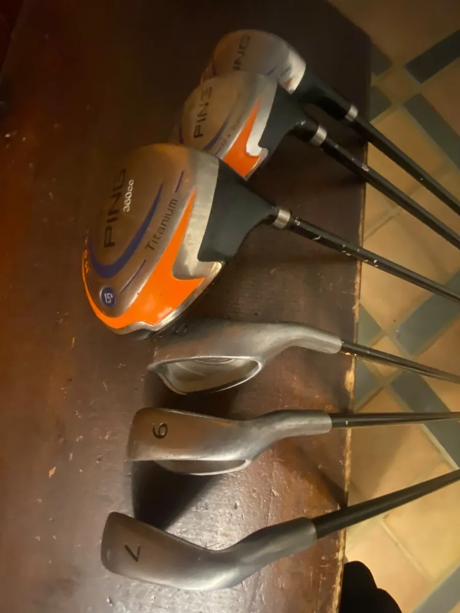 Golf clubs - Image 1