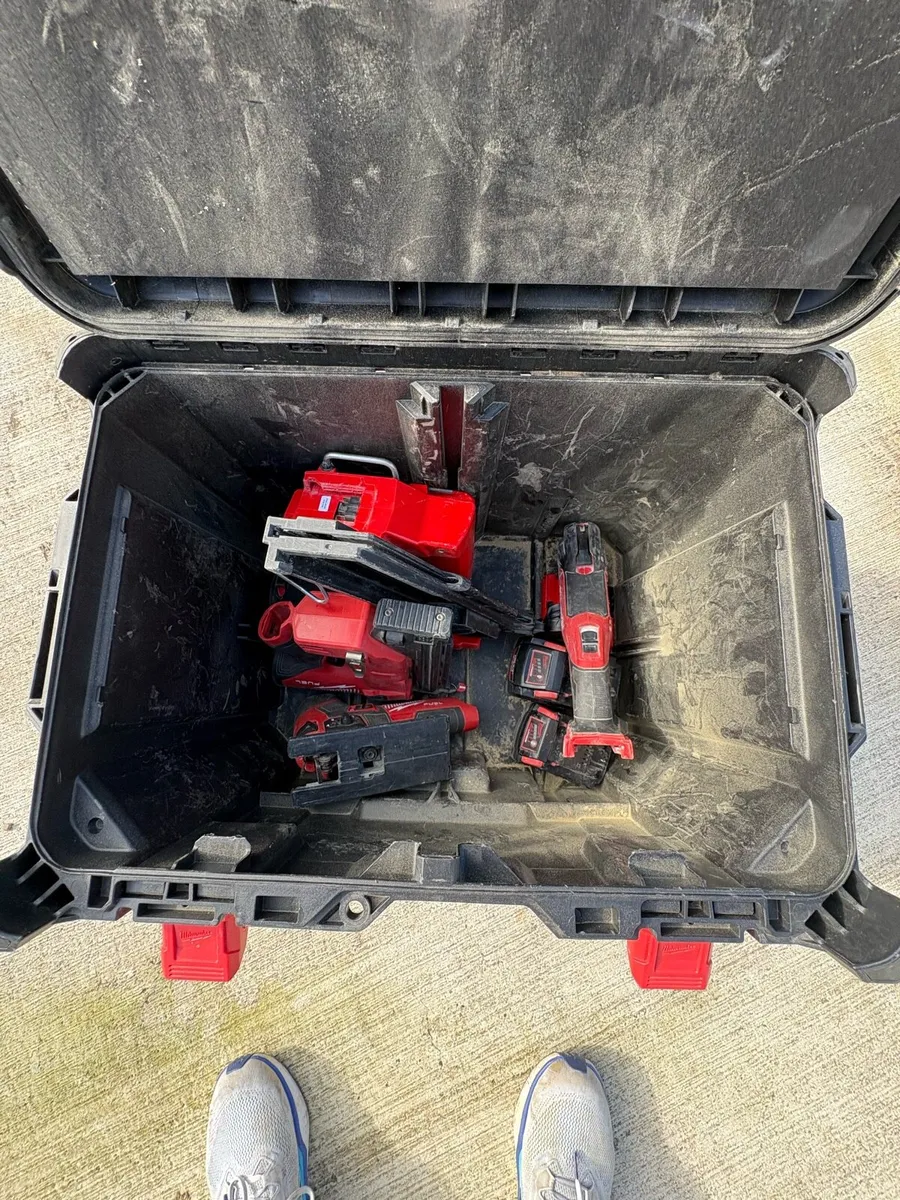 Milwaukee multi power tool kit + packout box - Image 3