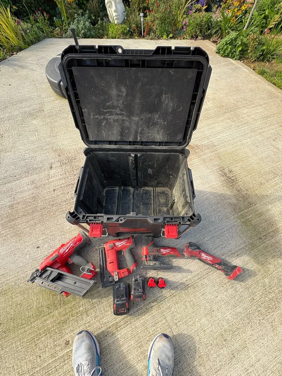 Milwaukee multi power tool kit + packout box - Image 1