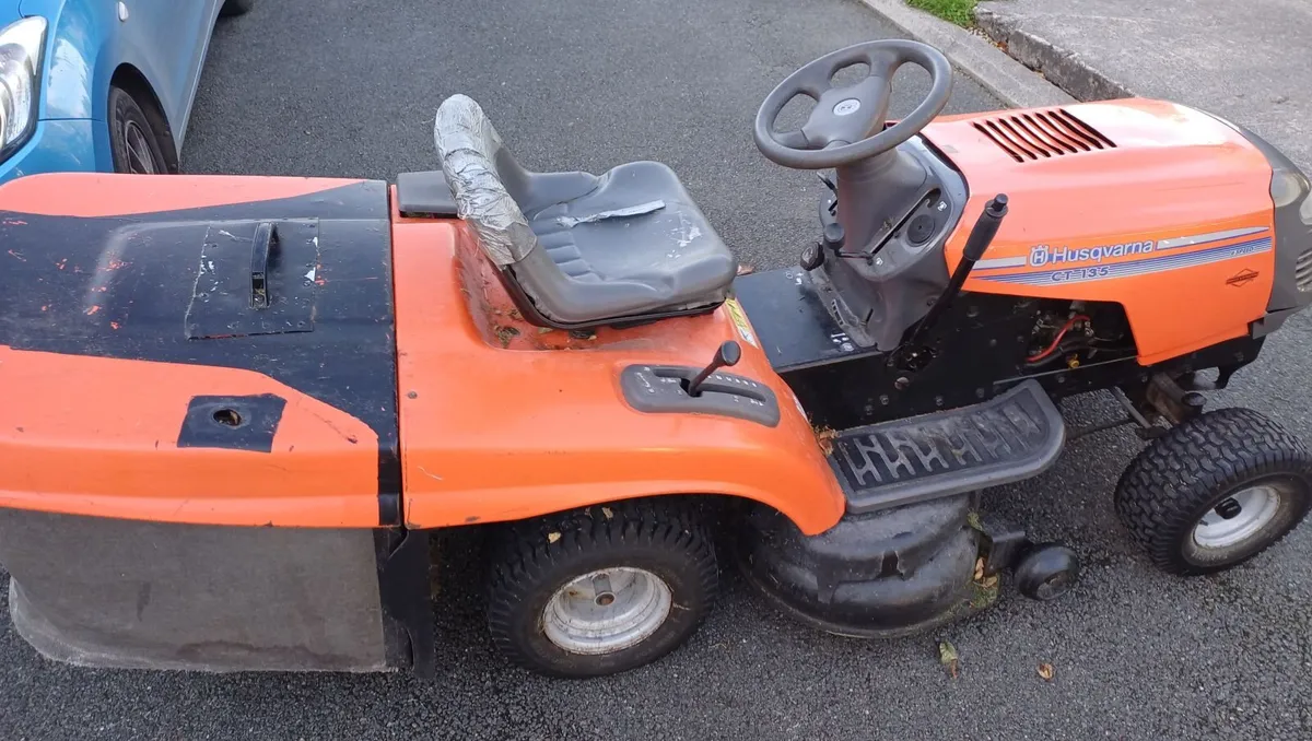 Ride on Lawnmower - Image 3