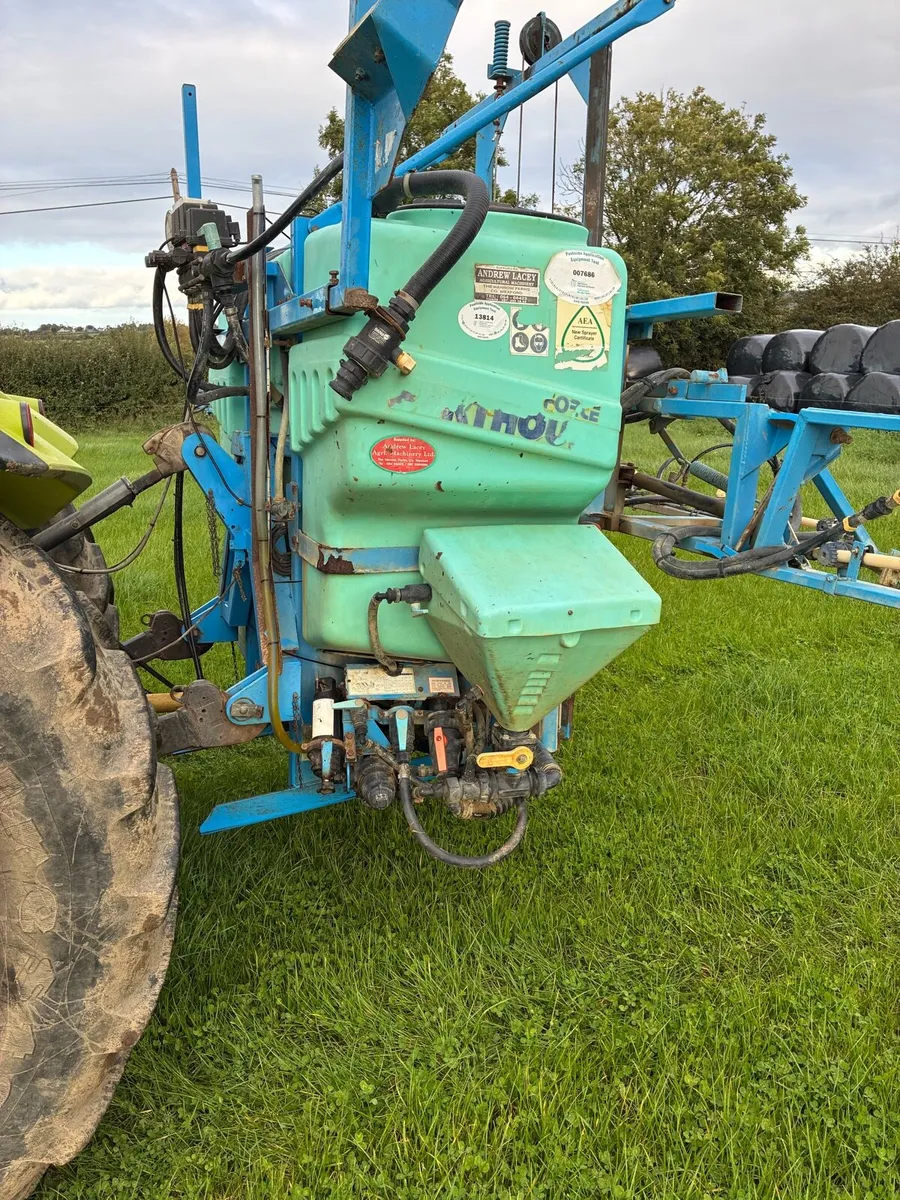 Berthoud 15m sprayer - Image 2