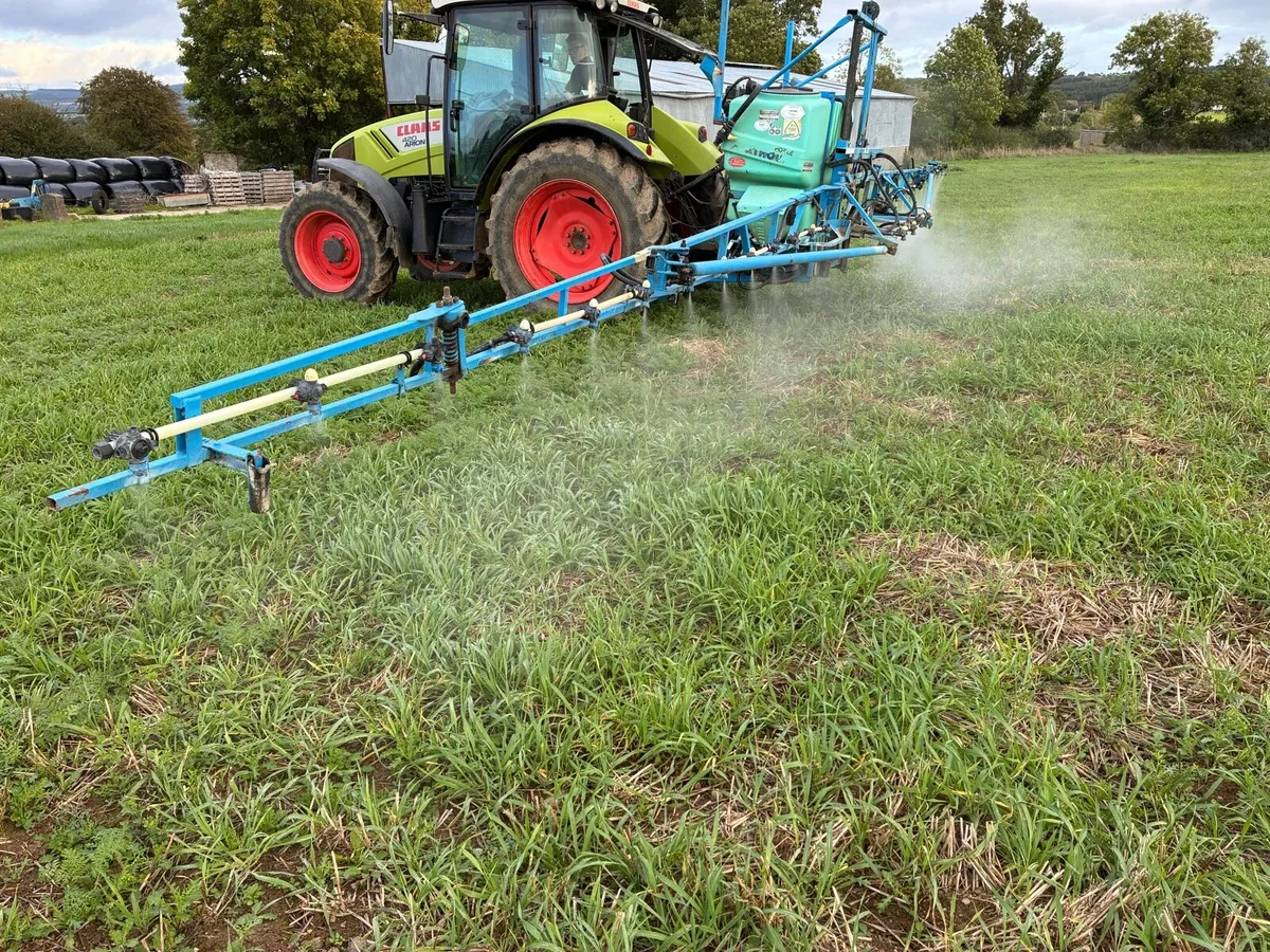 Berthoud 15m sprayer - Image 4