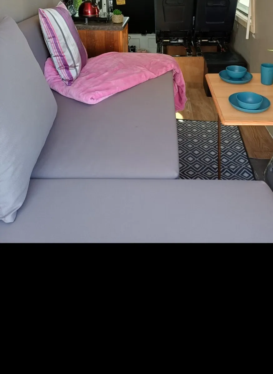 Couch/bed, storage, campervan - Image 1