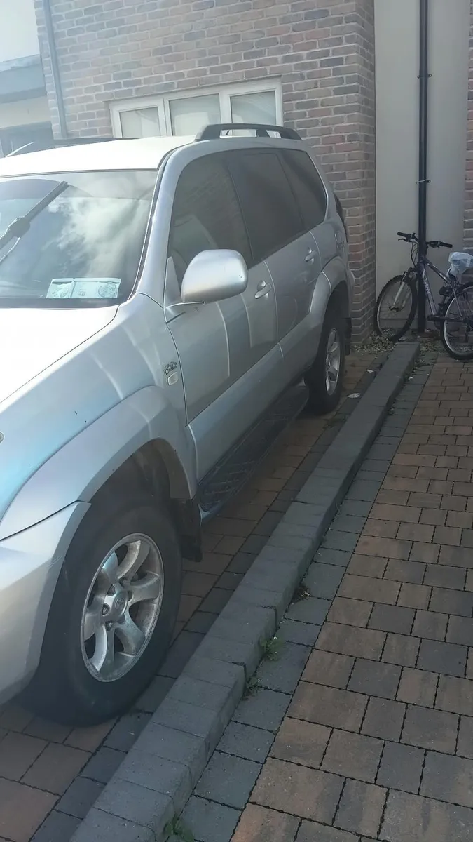 Toyota landcruiser - Image 2