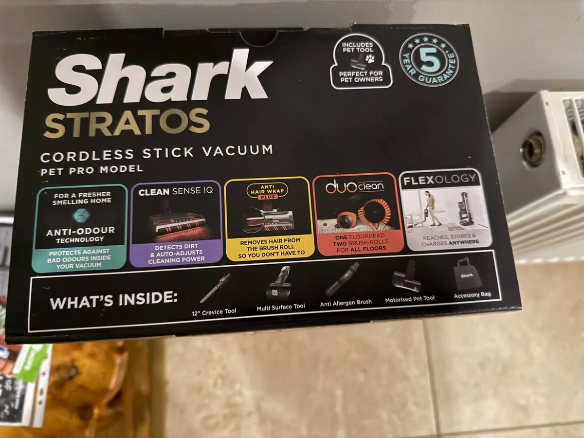 Shark Stratos IZ420UKT - New in box - Image 2