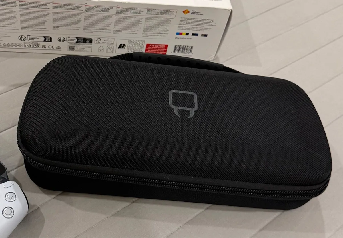 PlayStation Portal + Case - Image 4