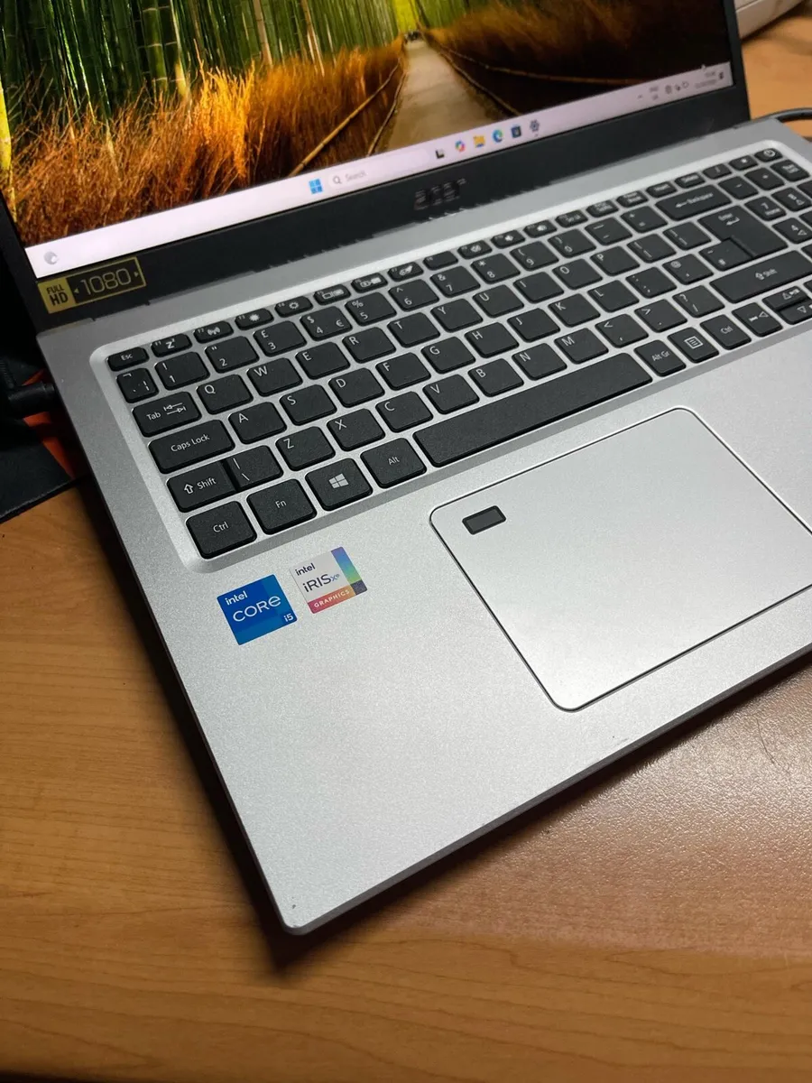 Acer laptop i5 pro 8/256 Windows 11 - Image 3