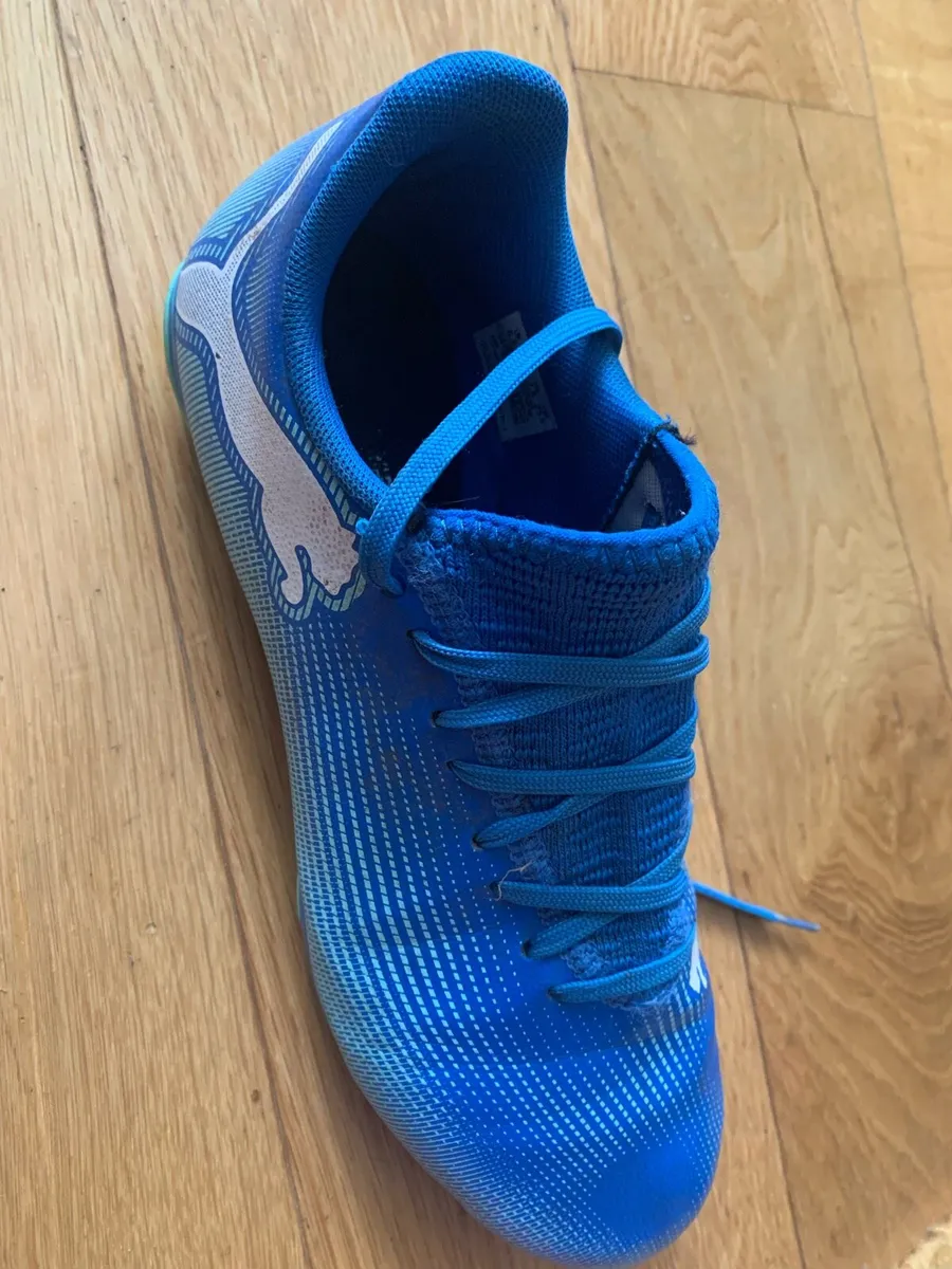 Football boots - Image 2