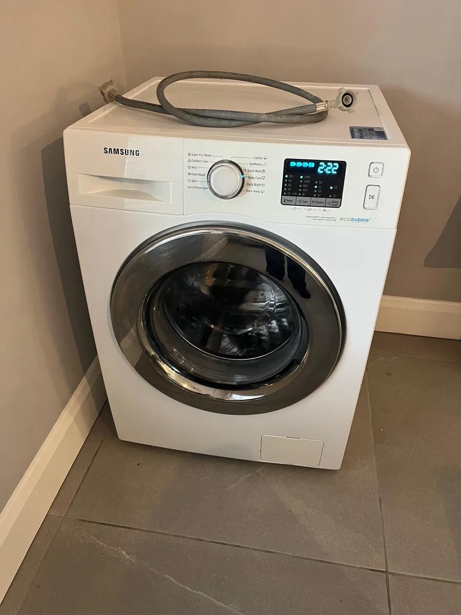 Samsung 9kg eco bubble washing machine - Image 1