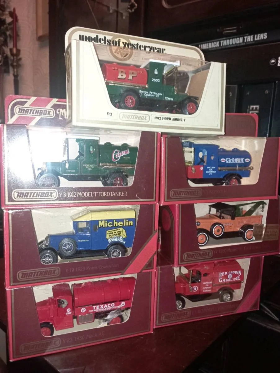 MODLES OF YESTERYEAR DIE-CAST MODLES 7 IN TOTAL - Image 1