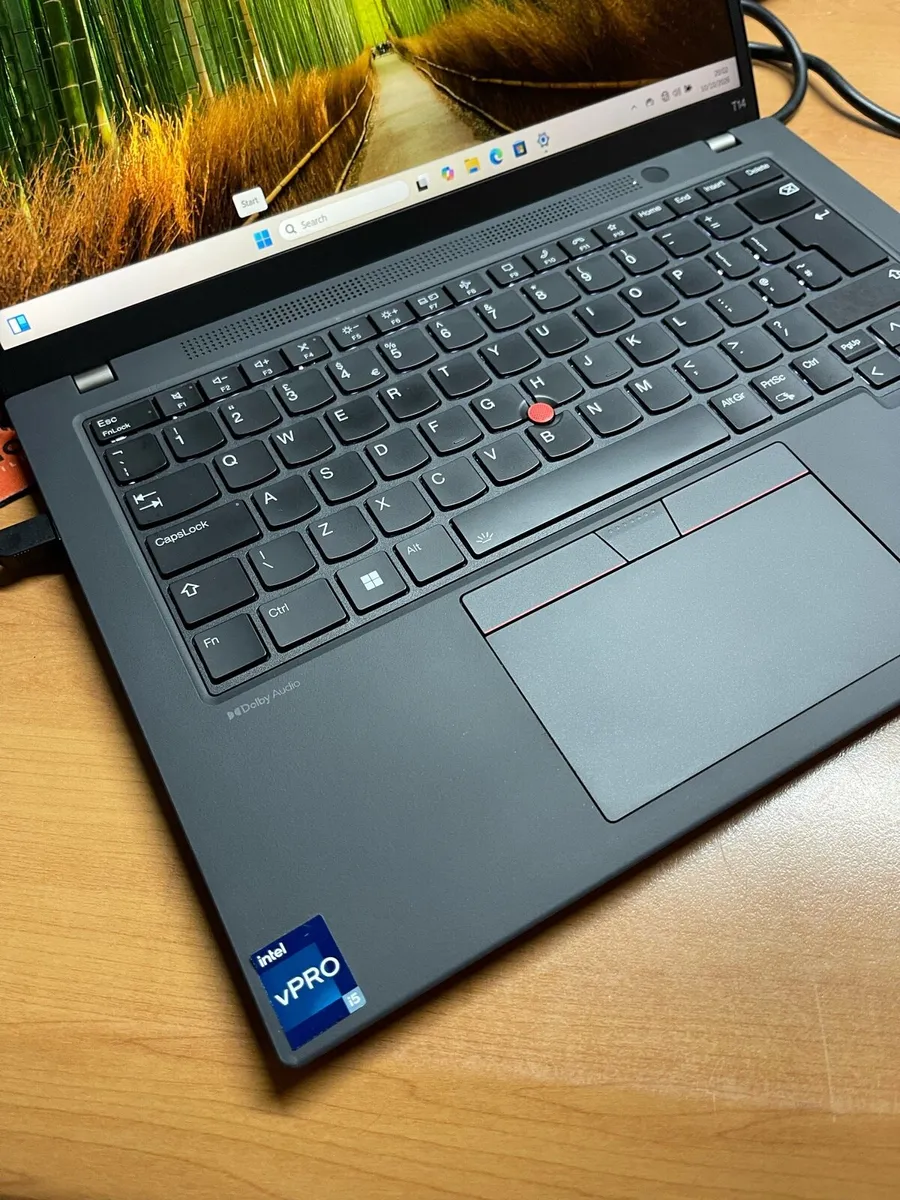 Lenovo T14 Gen 4 i5 pro Touch 16/256 w11 - Image 3