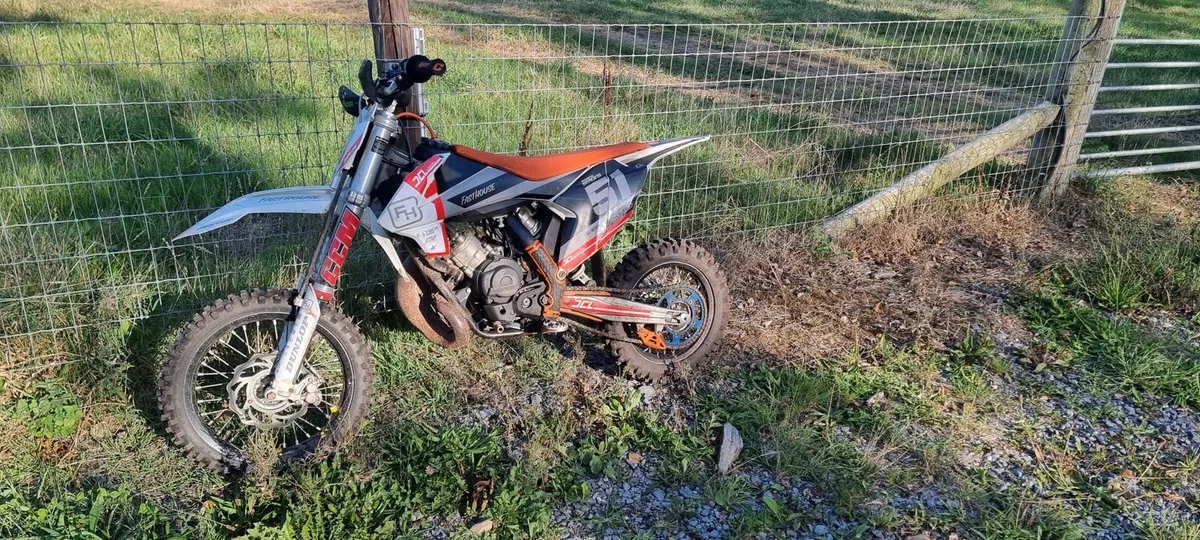 2017 KTM 65 SX + Full Kids Protective Gear - Image 2