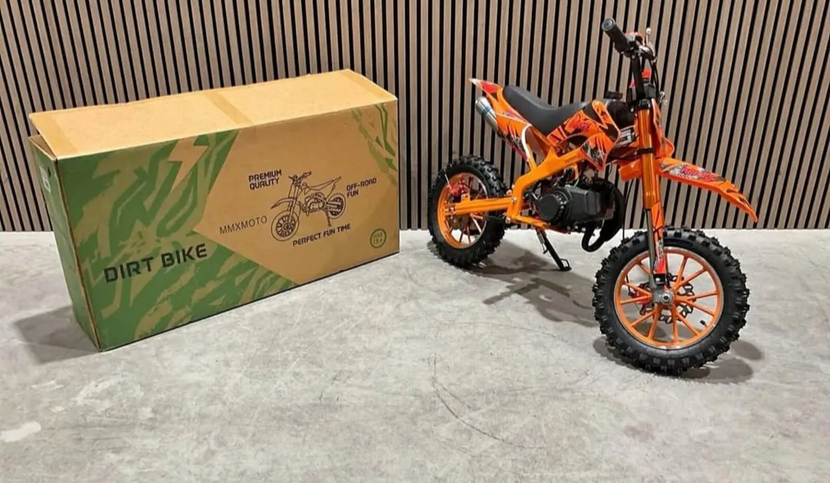 50cc 2stroke key and pull start mini dirt bike