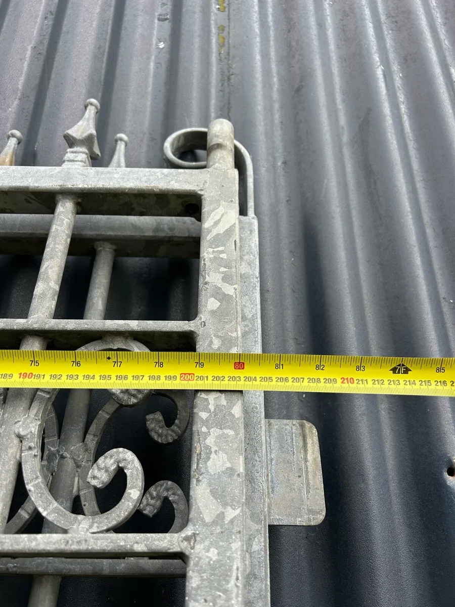 Gates - Image 2