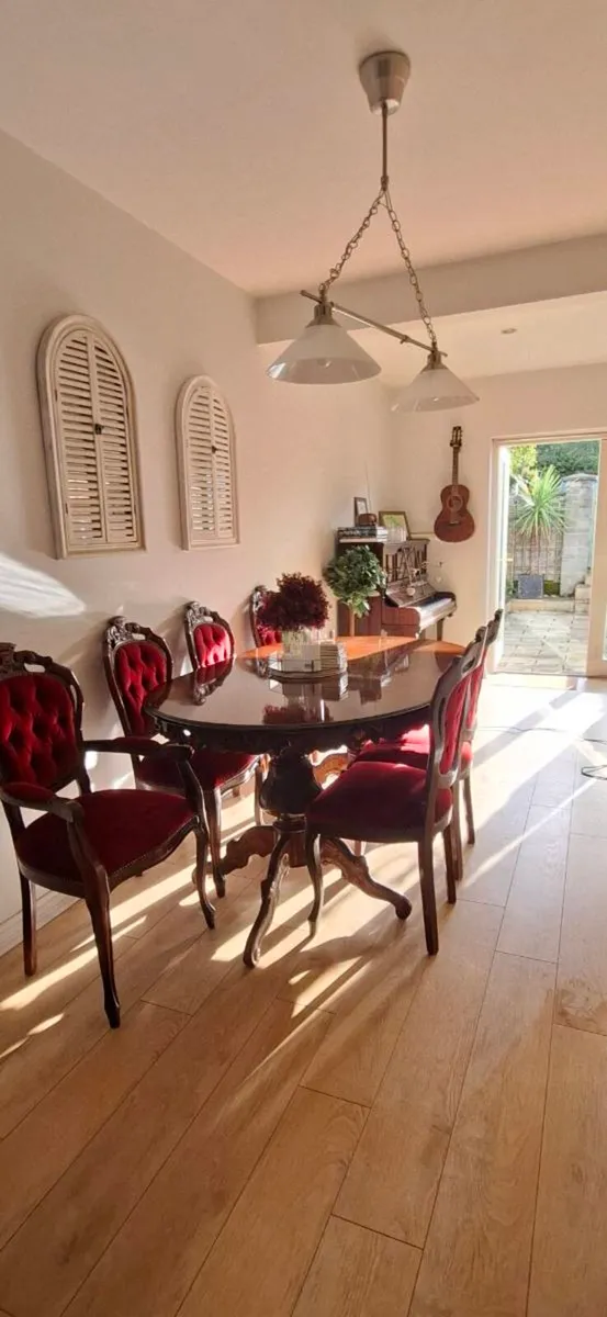 Antique table and chair set - Image 1