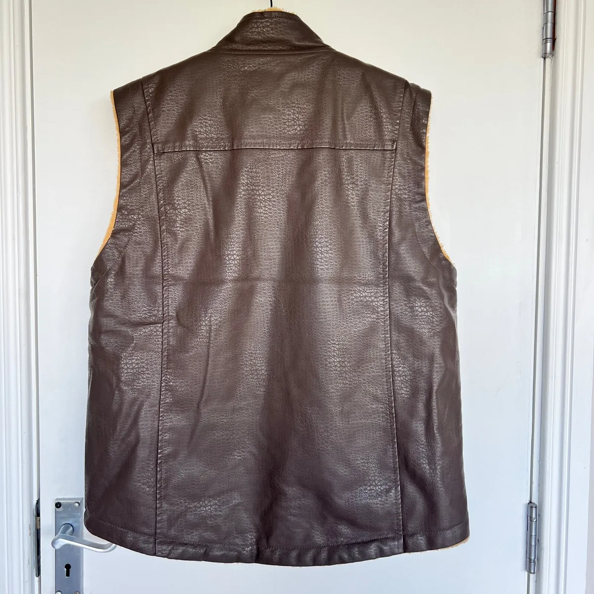 NEW Brown Gilet XL - Image 2
