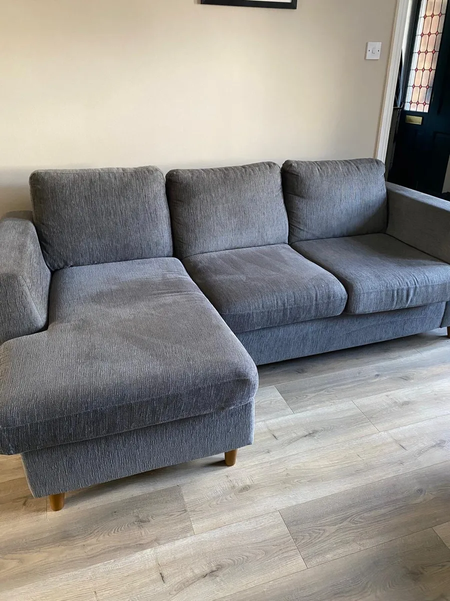 Couch - Image 2