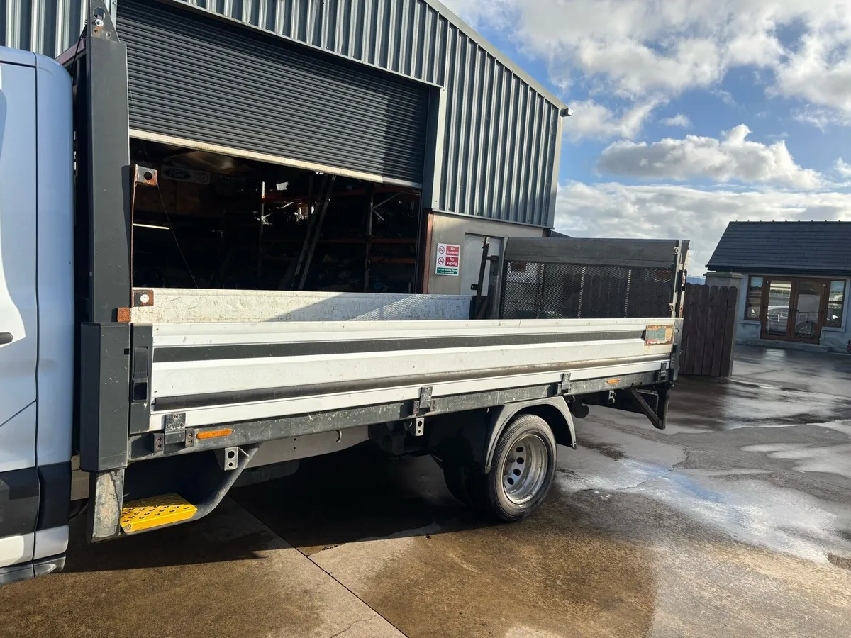 14 foot Dropside tail lift body - Image 1