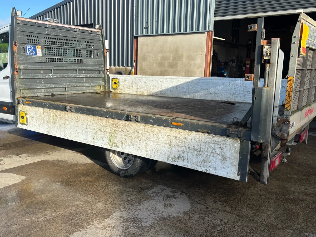14 foot Dropside tail lift body - Image 4