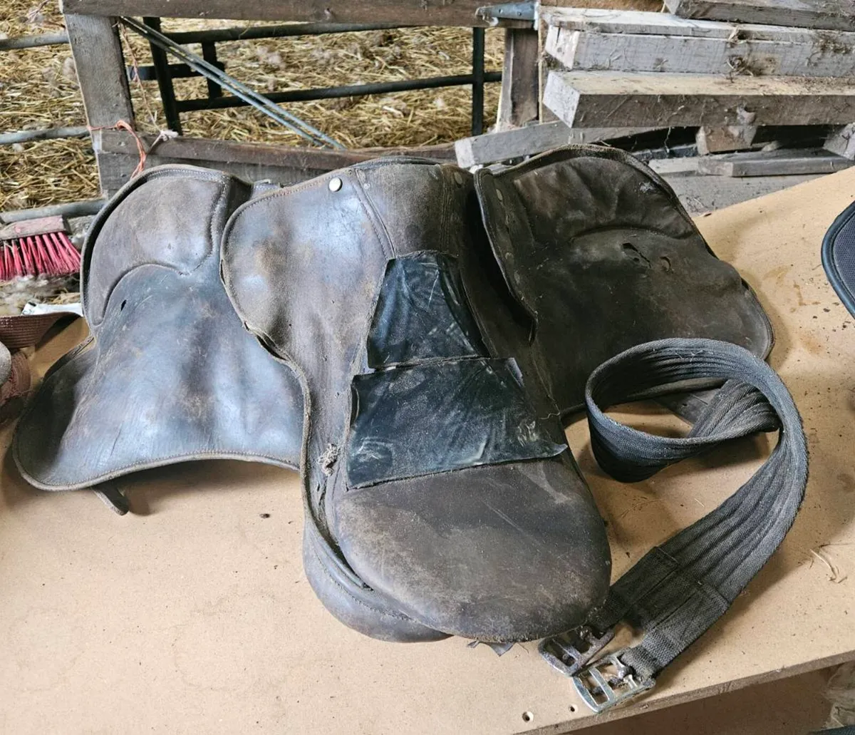Saddles - Image 3