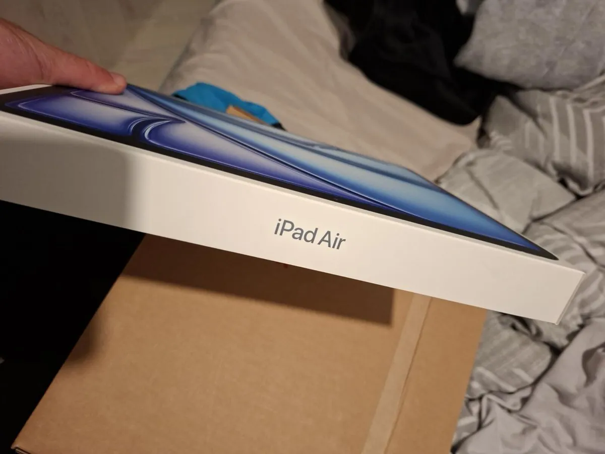 Apple iPad Air 13” M4 (2026) – 256GB - Image 2