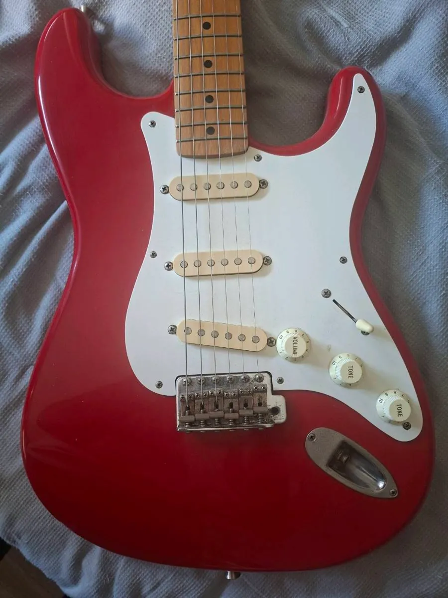 1990 Japanese Fender Squier Stratocaster - Image 2