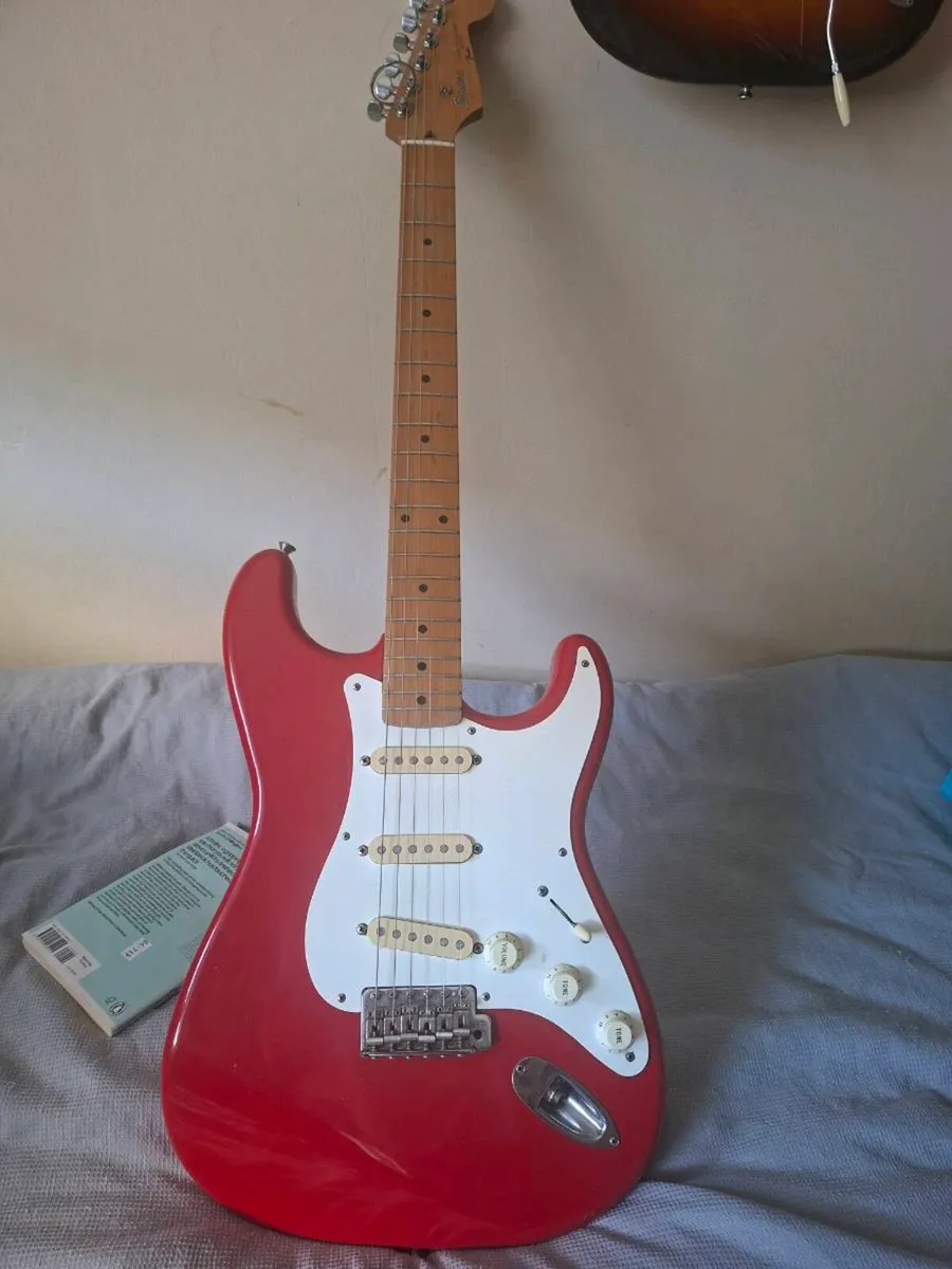 1990 Japanese Fender Squier Stratocaster - Image 3