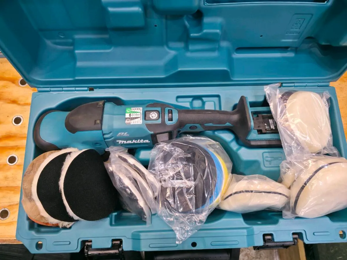 Makita Polisher - Image 2