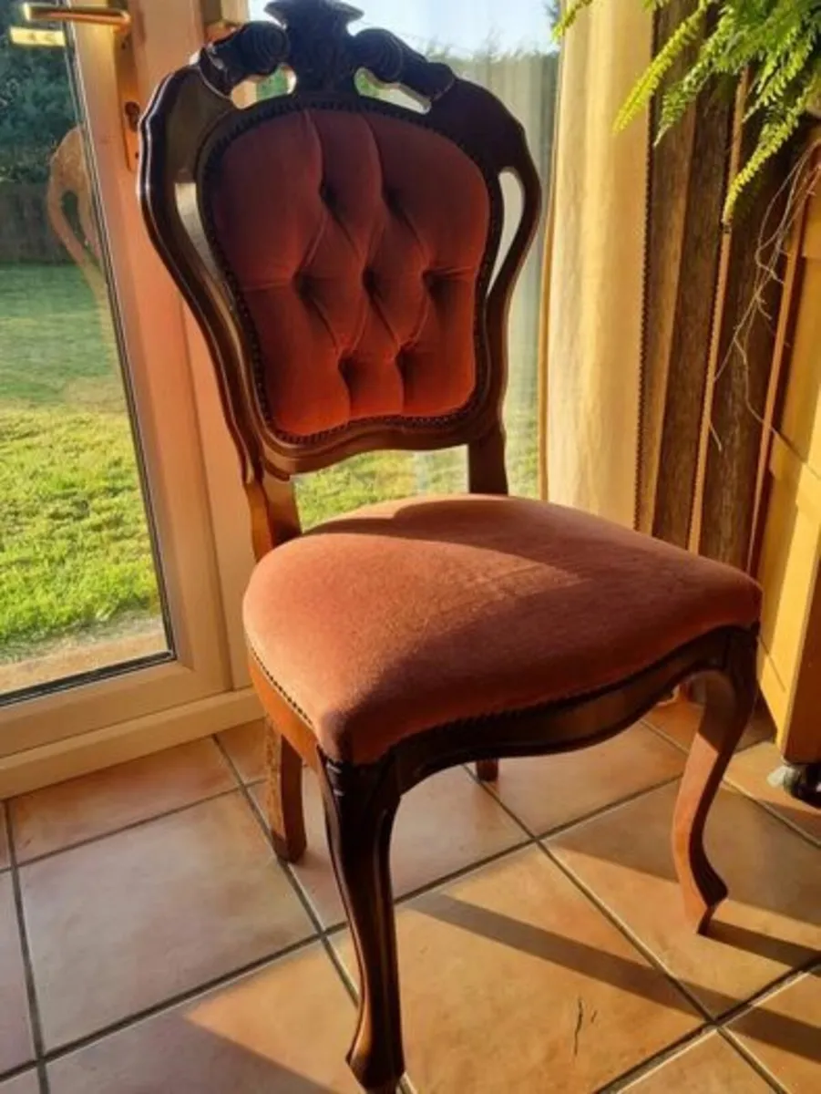 Vintage stylish chair - Image 1
