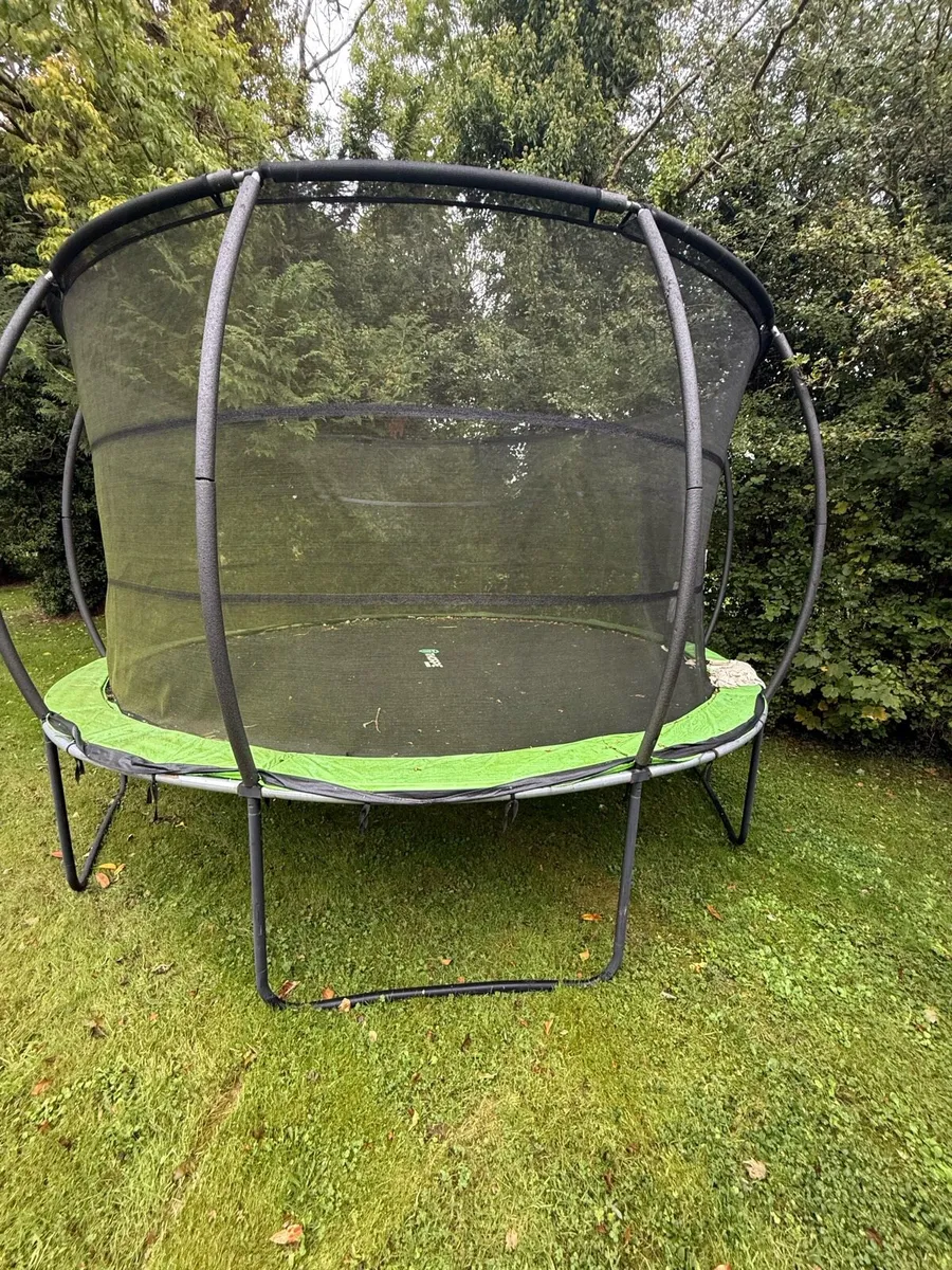 Large trampoline - Image 2