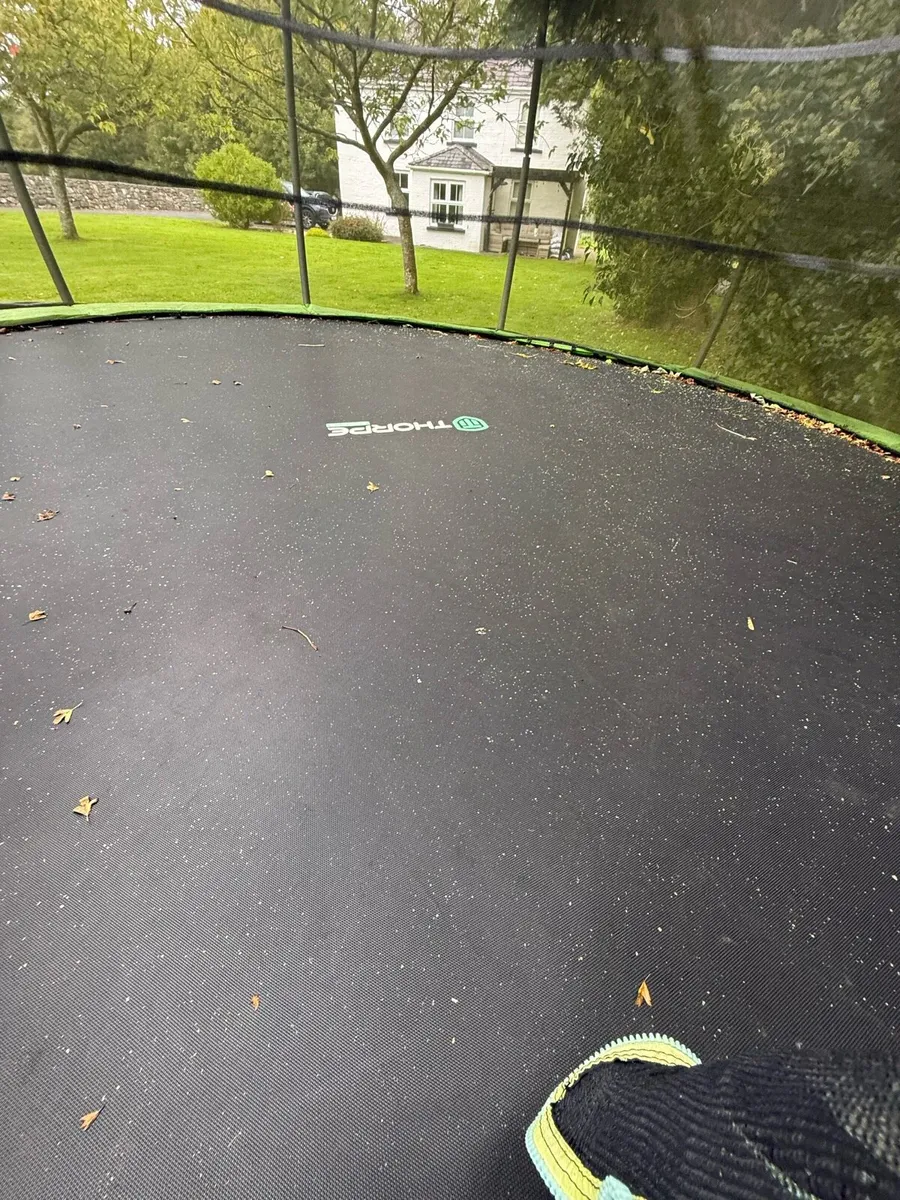 Large trampoline - Image 3