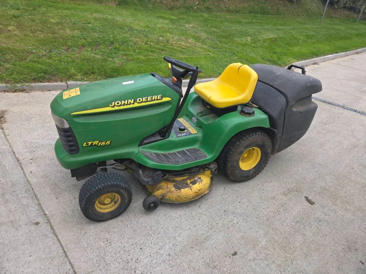 John deere LTR166 - Image 1