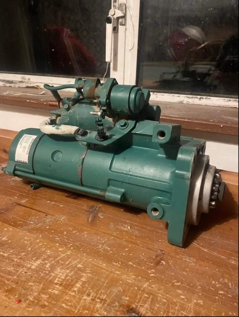 Volvo excavator start motor - Image 1