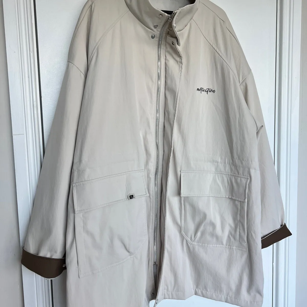 NEW Men’s 9XL Cream Oversized Utility Jacket - Image 3