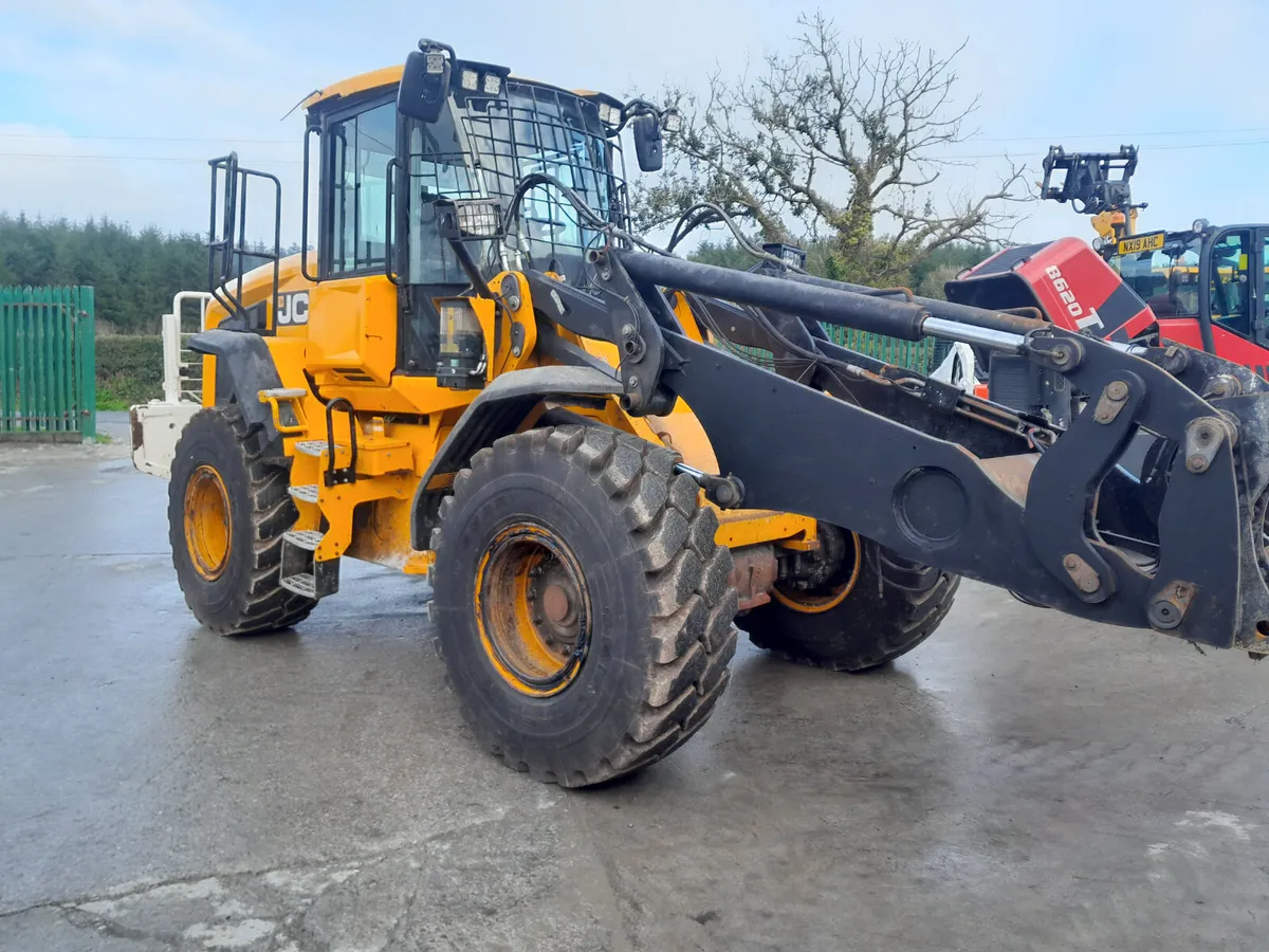 JCB 437 Waste Master 2023 (18337) - Image 1