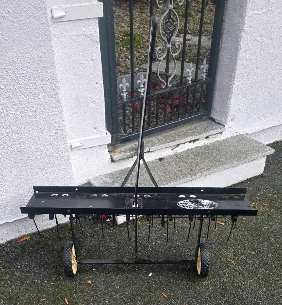 Dethatcher scarifier - Image 1
