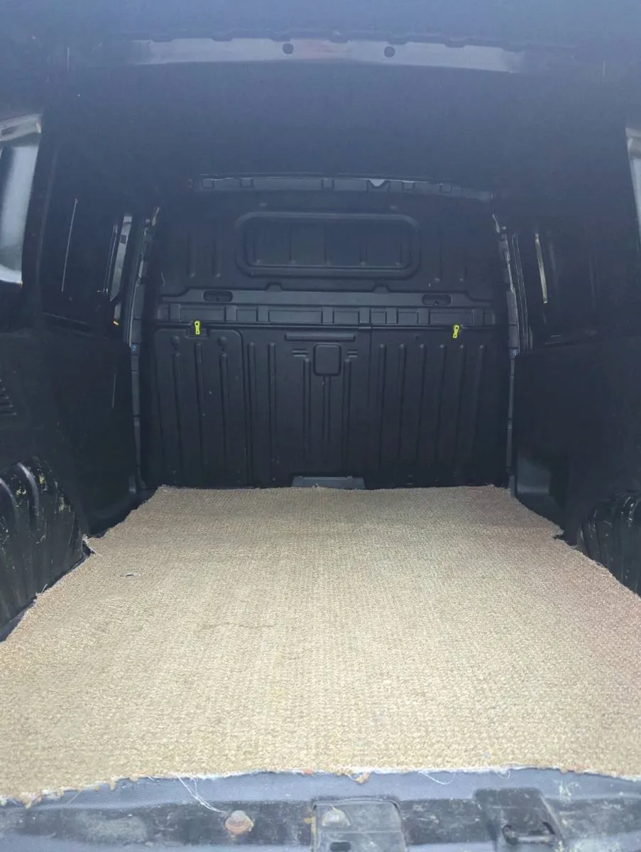 Citroen Berlingo LX BLUE HDI 100 MW 65 - Image 4