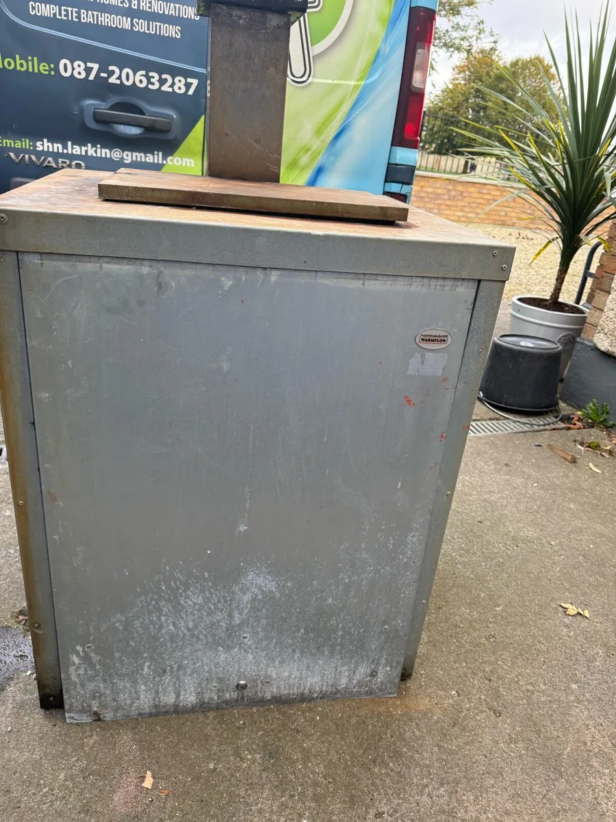 Oil boiler - Image 1