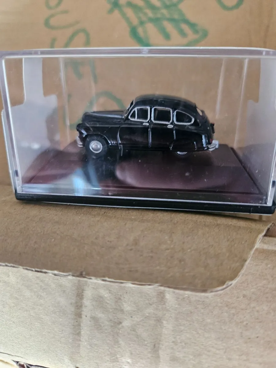 Corgi Oxford Die-cast Car