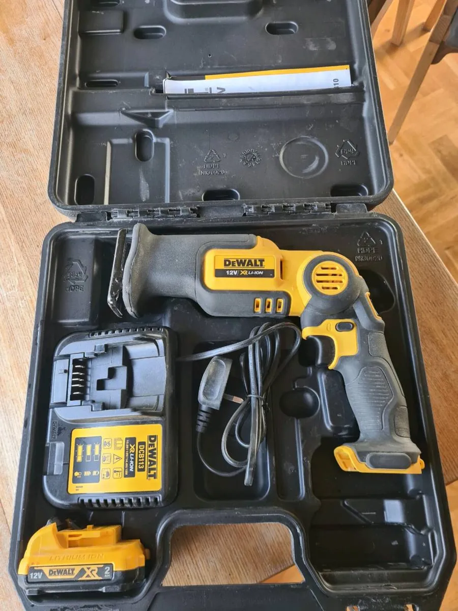 Dewalt reciprocating saw